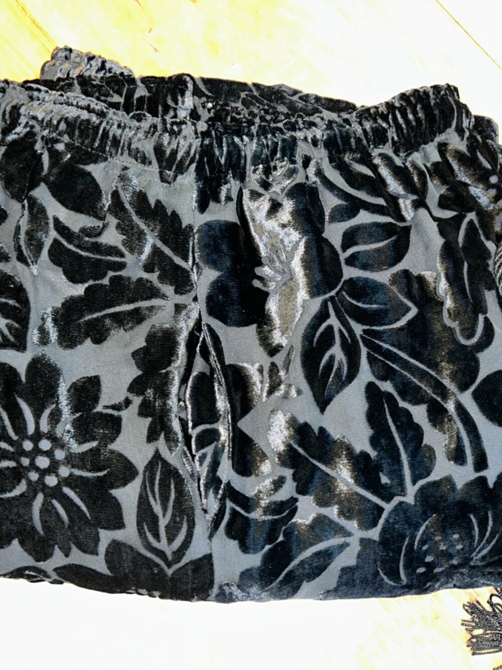 Dana Buchman Velvet Burout Pants, Wide Leg, Sz 12 Women, drawstring